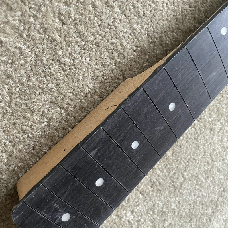 RN971 Sonderanfertigung, unvol – Bass Guitar Fretless Bewertung und Preis