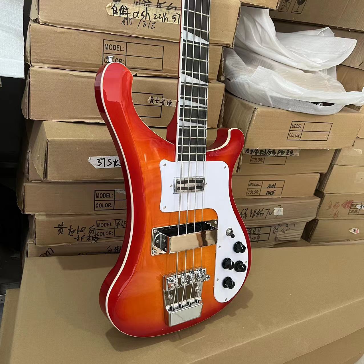 2026 neue Bassgitarre, Cherry  – Bass Guitar Fretless Bewertung und Preis