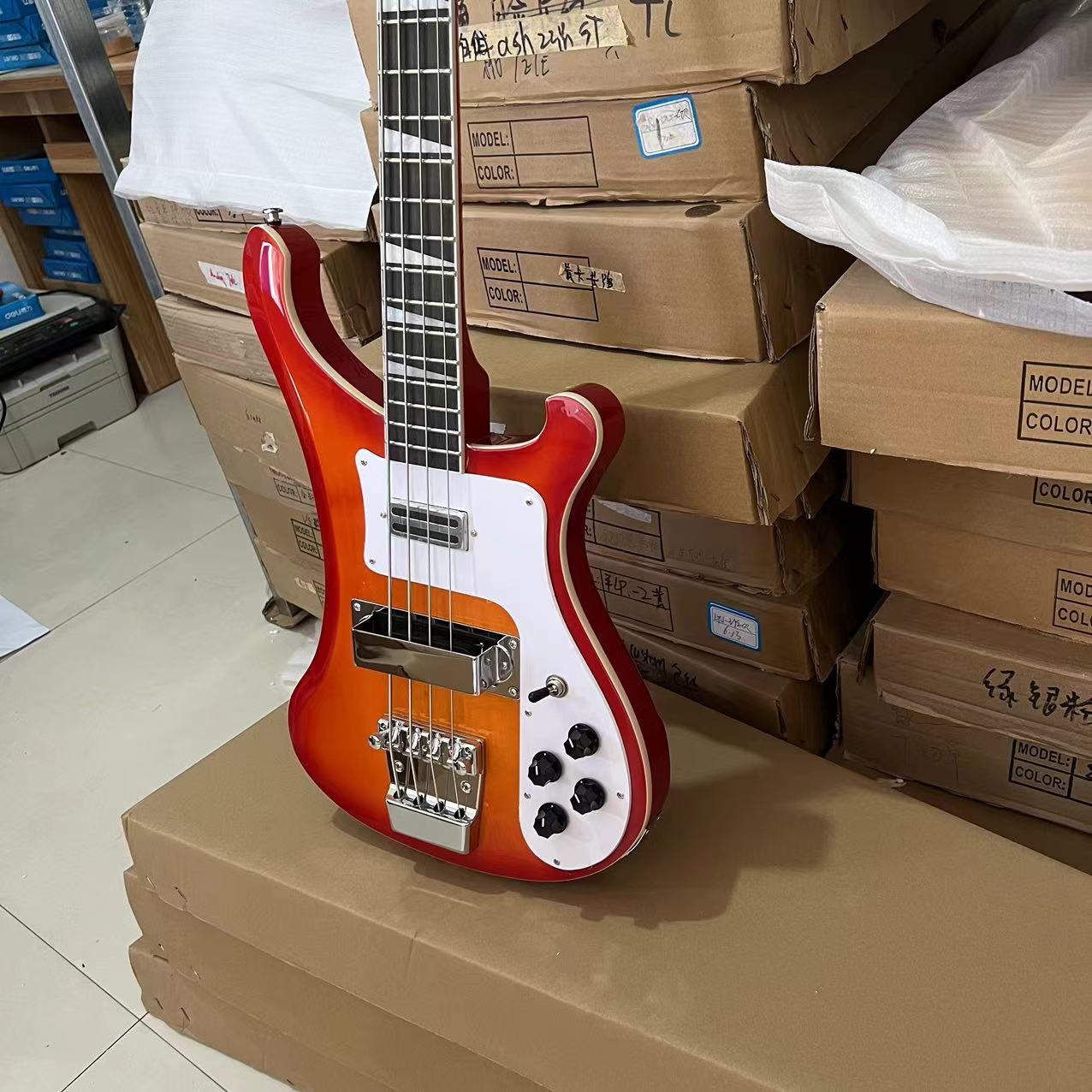 2026 neue Bassgitarre, Cherry  – Bass Guitar Fretless Bewertung und Preis
