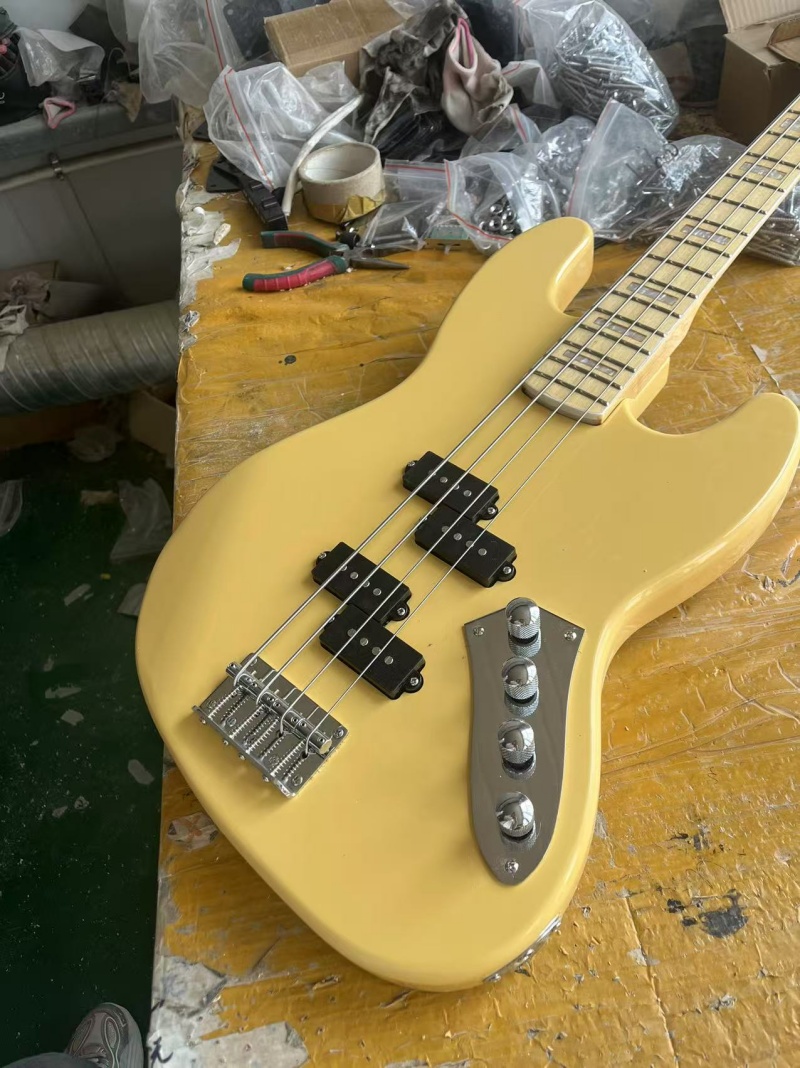 Kundenspezifischer 4-Saiter-E- – Bass Guitar Fretless Bewertung und Preis